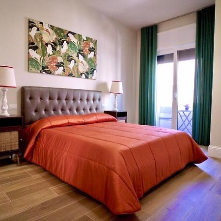 Les Suites Di Adi Apt Bari Exteriör bild
