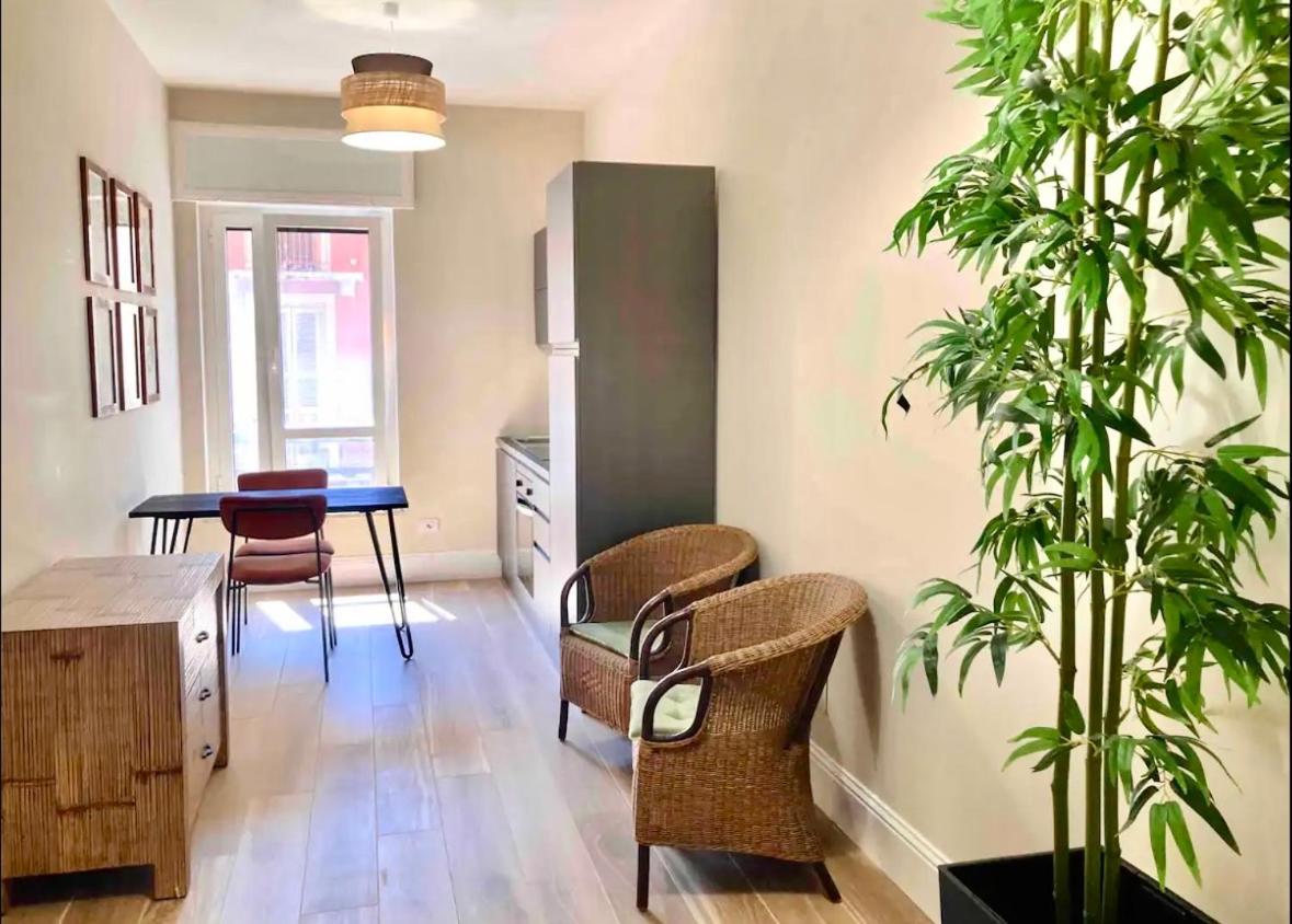 Les Suites Di Adi Apt Bari Exteriör bild